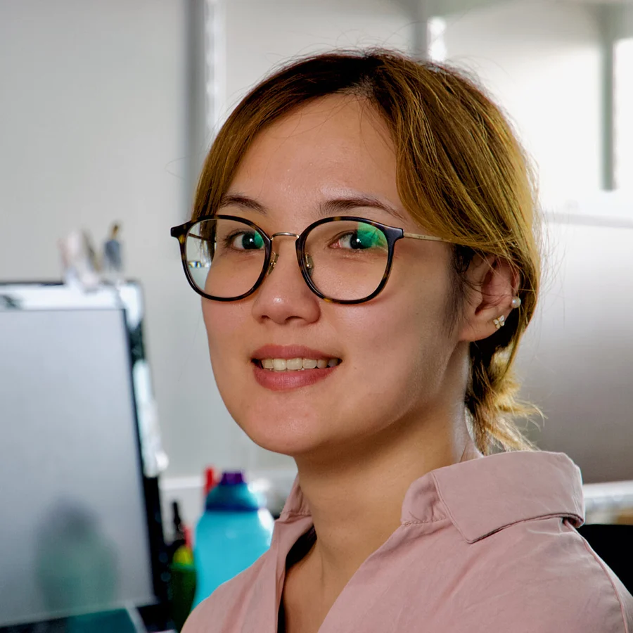 Portrait of Hsuan Pai, illustrator of The Parcel’s Secret Journey